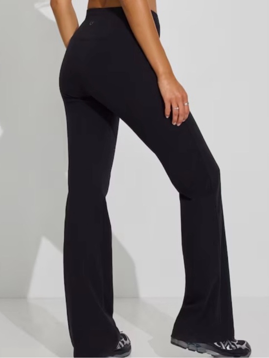 Garage Pants - Garage Black Flared Leggings Yoga Pants Joggers Women’s Size XS Activewear Sport